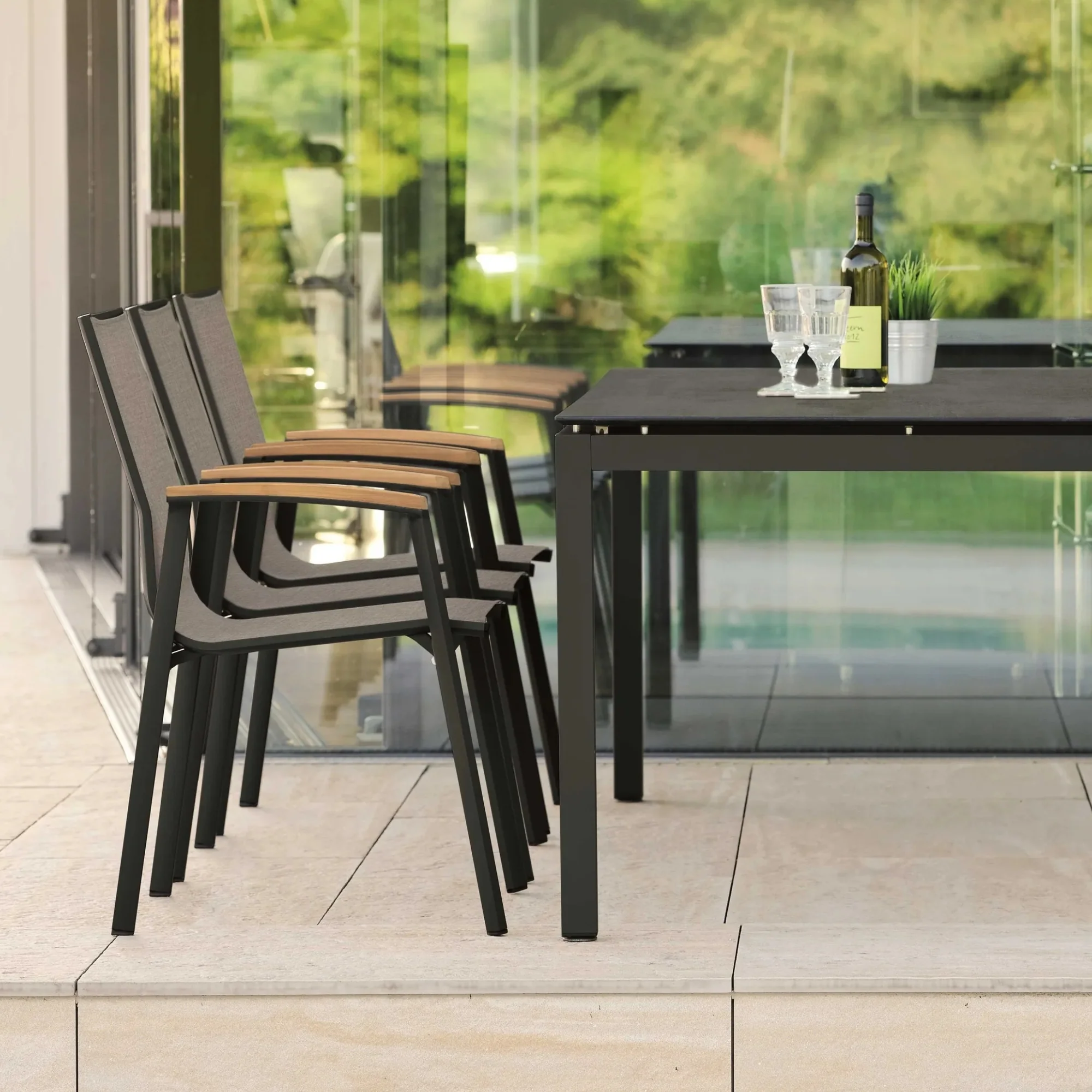 STERN New Top Lounge-Stapelsessel Gartenstuhl 2er Set, Alu-Gestell - Image 5